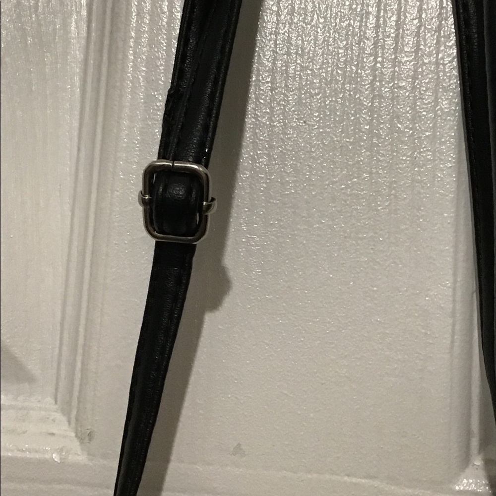 Madden Girl Floral Crossbody - Picture 2 of 8